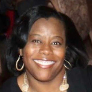 Meet your Posher, Yvette